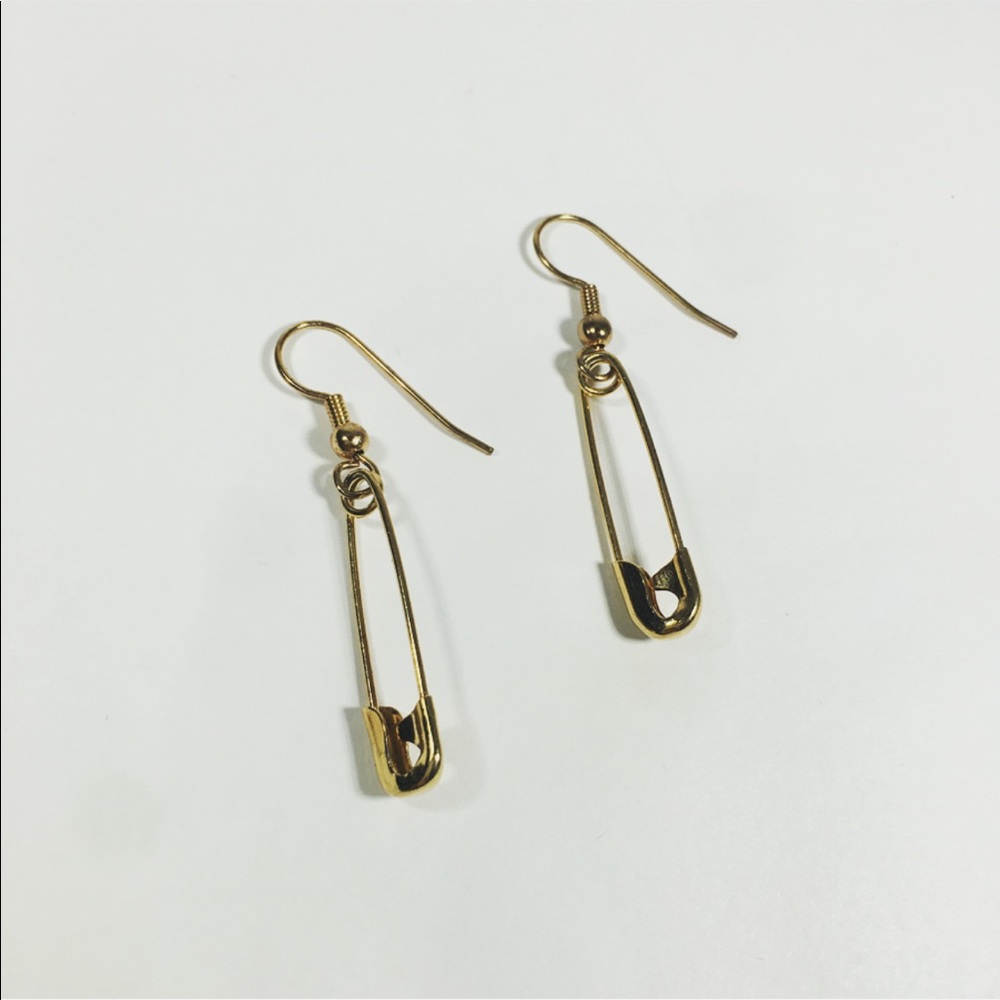 SAFETY PIN EARRINGS